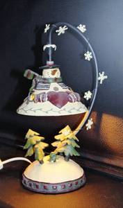 lot 1731 image: Ceramic Santa Lamp 11.5 Tall