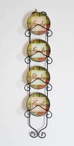 lot 1737 image: Family, Friends, Fellowship, Faith small decorative plates with metal wall hanger