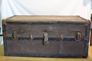 lot 1669 image: Vintage Large Excelsior Stamford Company Steamer Trunk with Drawers and Side Wardrobe for Hanging