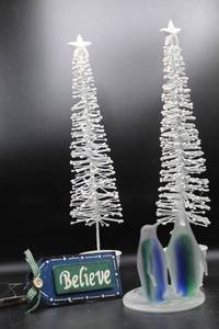 lot 1747 image: Christmas Lot Partylite, Country Christmas Ornaments and Large Mug