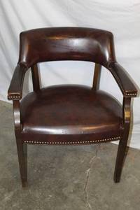 lot 1685 image: Vintage OfficeLibrary Chair, Faux Leather with nailhead detail