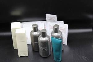 lot 1712 image: Mary Kay Lot of New Mens Products