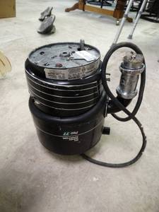 lot 7168 image: Insinkerator pro 77