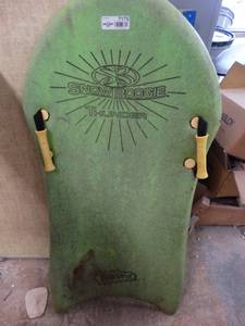 lot 7175 image: Snow boogie board.