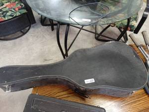 lot 7187 image: Custom Kraft guitar.