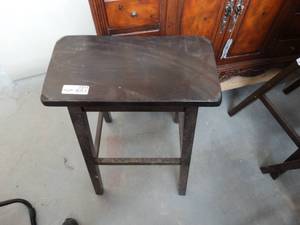 lot 7215 image: Saddle seat stool.