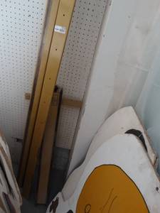 lot 7216 image: Table saw rails.