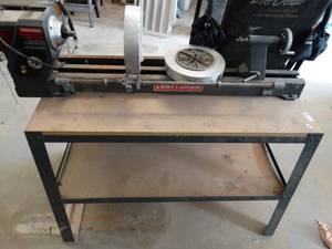 lot 7243 image: Craftsman variable speed wood lathe.