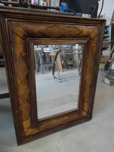 lot 7245 image: Mirror with wooden frame.