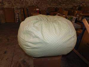 lot 2275 image: Bean Bag
