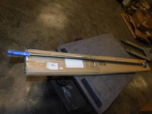 lot 2350 image: Kendal Commercial Dust Mop Handle