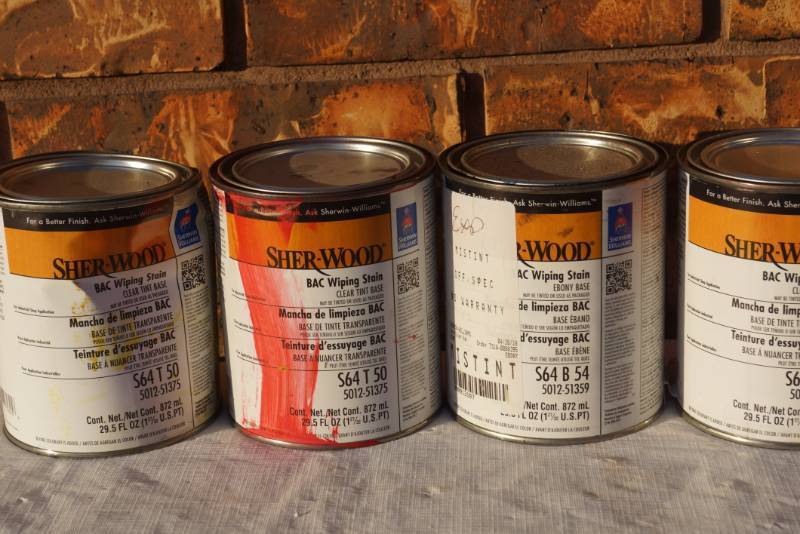 lot 94240 image: 4 Cans of Sherwin Williams Wiping Stain - Some Tinted and Some New Product - MISTINT PAINT SALE