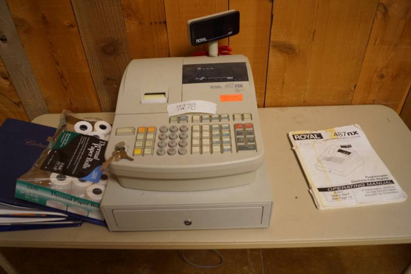 lot 7278 image: Royal Cash Register with Manual and Keys - Could Not Get to Work