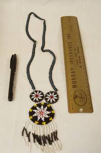 lot 4270 image: Beautiful Native American Bead Jewelry - See Pics Beautiful Work
