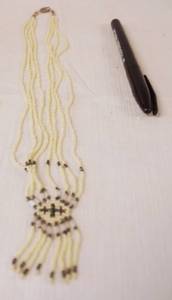 lot 4278 image: Beautiful Native American Bead Jewelry - See Pics Beautiful Work