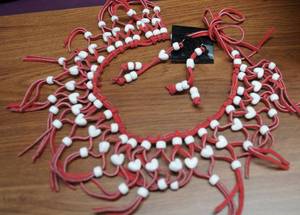 lot 4318 image: Beautiful Native American Bead Jewelry - See Pics Beautiful Work