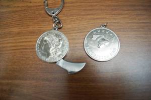 lot 4322 image: Lot of Coin Medallions - Key chain and Pendant