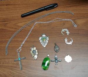 lot 4329 image: Lot of Misc. Jewelry - Cool Stuff