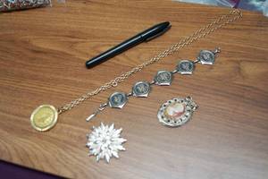 lot 4339 image: Lot of Misc. Jewelry - Cool Stuff