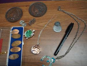 lot 4343 image: Lot of Misc. Items - See Photos