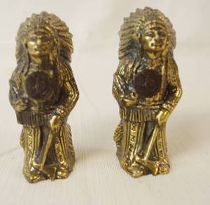 lot 4354 image: Native American Chief Salt and Pepper Shakers