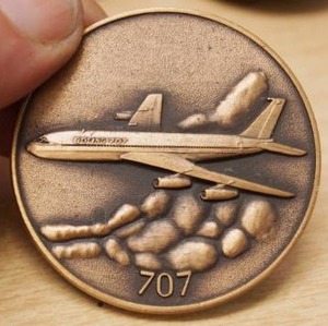 lot 4405 image: Collectible Boeing 707 Airplane Coin - Neat Find