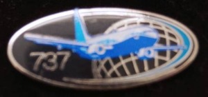 lot 4412 image: Vintage Boeing 737 Airplane Pin