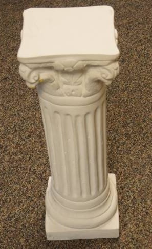 lot 7215 image: Decorative Plaster Podium - Awesome Pedestal for Flowers Matching items on Lots 7215, 7216, 7217