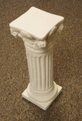 lot 7217 image: Decorative Plaster Podium - Awesome Pedestal for Flowers Matching items on Lots 7215, 7216, 7217