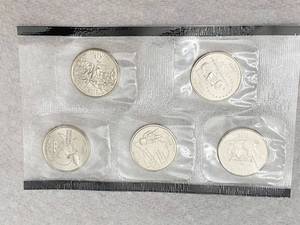 lot 2720 image: 2002 P United States Mint QUARTER STATES Set - Philadelphia - Indiana, Louisiana, Mississippi, Tennessee, Ohio - SEALED