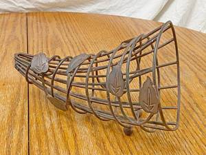 lot 2737 image: Metal Cornucopia-Tri-Footed Table Decoration - HEAVY METAL - Nice