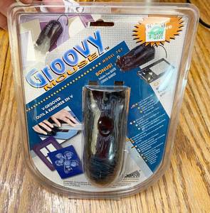 lot 2755 image: Groovy Mouse Picture Framing Tool - Still in Package