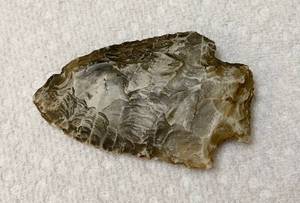 lot 2779 image: Vintage Flint Stone Arrow Head - Very Cool