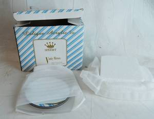 lot 2633 image: Vintage Speert 5X Magnifying Vanity Mirror - Still in Box Great Find