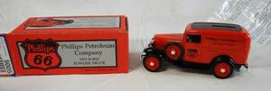 lot 5005 image: ERTL 1932 Ford Powder Truck Die Cast Bank