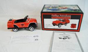 lot 5018 image: Phillips 66 Pedal Car Tanker Bank