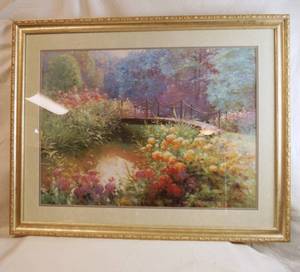 lot 6000 image: Beautiful Framed Art Decor
