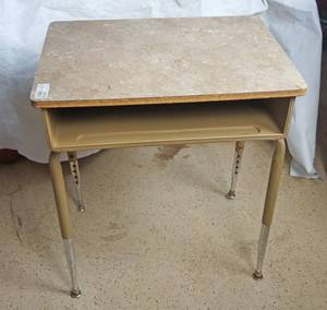 lot 6410 image: Vintage Childs School Desk - Great for play or decor