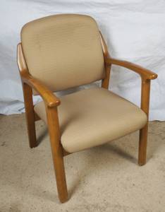 lot 2652 image: Wood Framed Chair - Great Style - Matching Chairs on Lots 4649, 2650, 2651, 2652