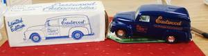 lot 2063 image: ERTL 1951 Eastwood GMC Panel Bank