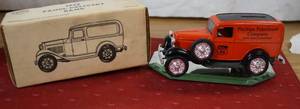 lot 2072 image: ERTL 1932 Phillips 66 Panel Truck Bank