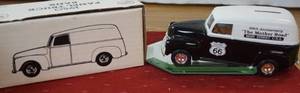 lot 2078 image: ERTL 1950 Route 66 Panel Truck Bank