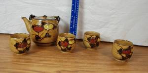 lot 2102 image: Japanese Tea Pot w4 Glasses