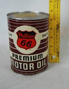 lot 2113 image: Vintage Phillips 66 Oil Can
