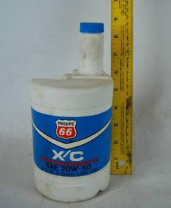 lot 2115 image: Vintage Phillips 66 Oil Can - Can is Plastic
