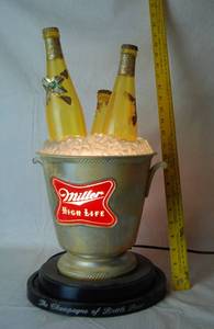 lot 2118 image: Vintage Miller Lite Beer Light