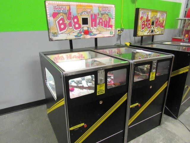 lot 1011 image: Big Haul Arcade Game - Bonus Double Cabinet - Big Trucks - ATTN E-BAYERS - LOOK UP JUST THE TRUCKS