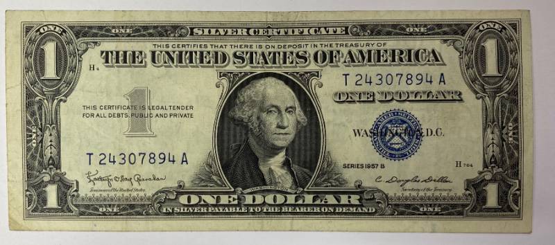 lot 1005 image: ONE DOLLAR SILVER CERTIFICATE - SERIES 1957 B - FINE - CRISP CONDITION