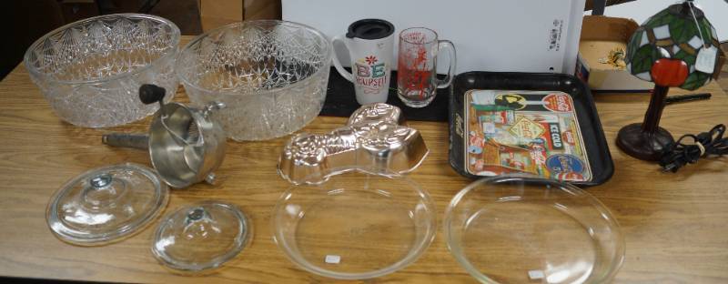 lot 4010 image: Huge Lot of Misc. Items - See Photos