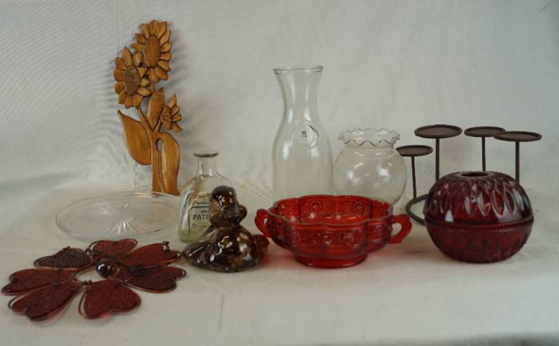 lot 4016 image: Lot of Misc. Beautiful Home Decor